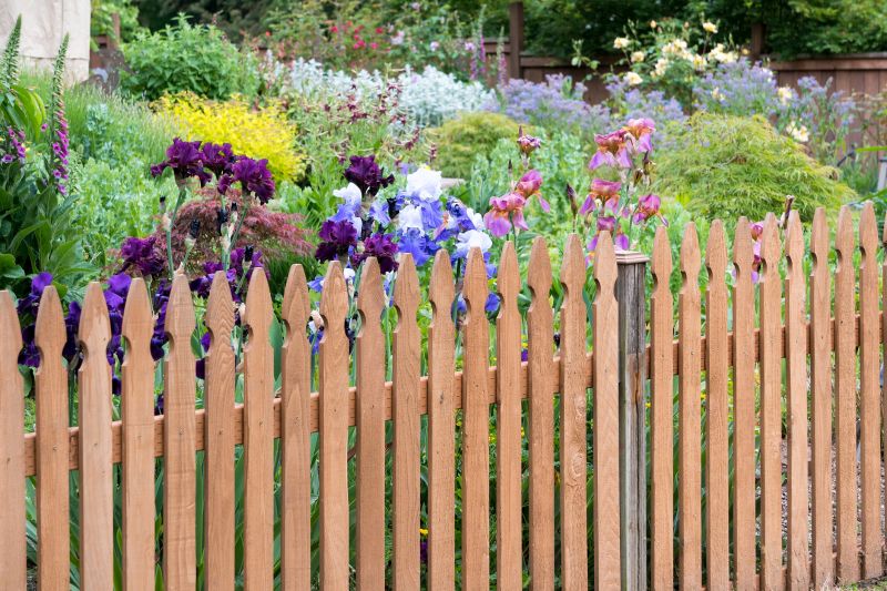 Custom Picket Fences