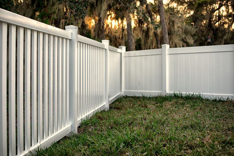 Vinyl Fence Service